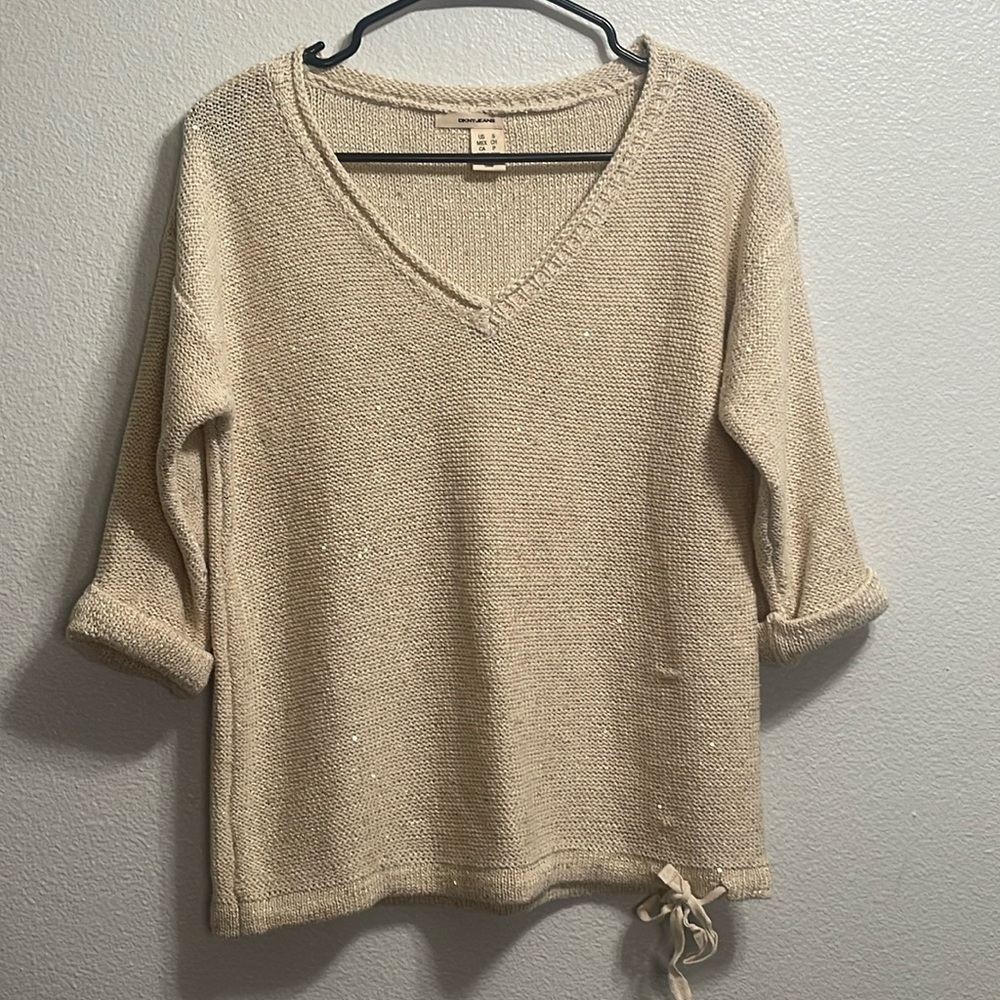 DKNY Jeans Beige/Gold Sequin V Neck Sweater Size Small